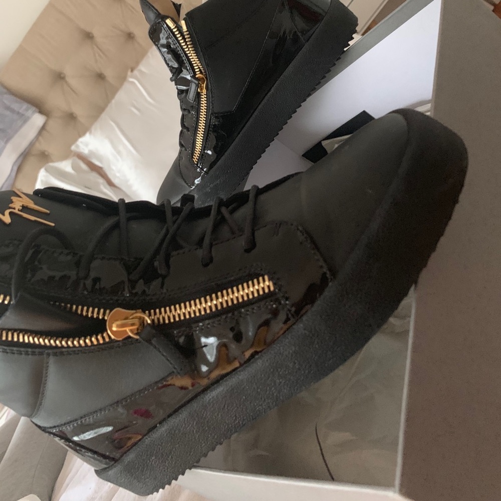 Giuseppe men’s shoes size 43